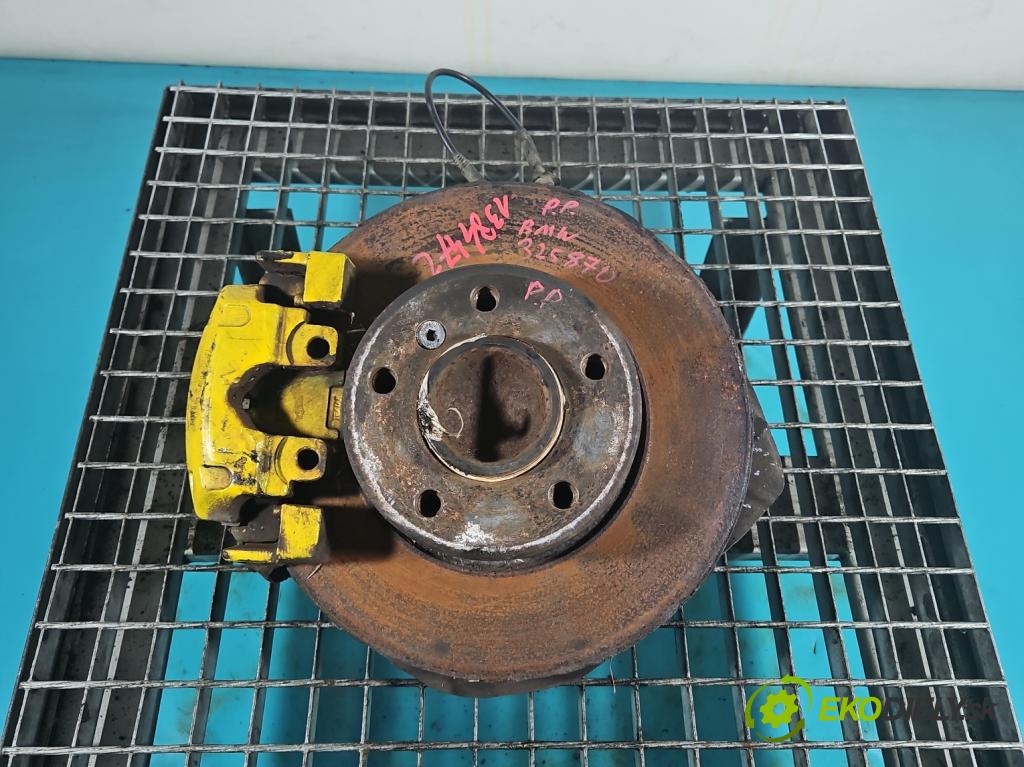 Bmw 5 E39 1996-2003 2.8 R6 193 HP manual 142 kW 2793 cm3 4- náboj pravé  (Náboje)