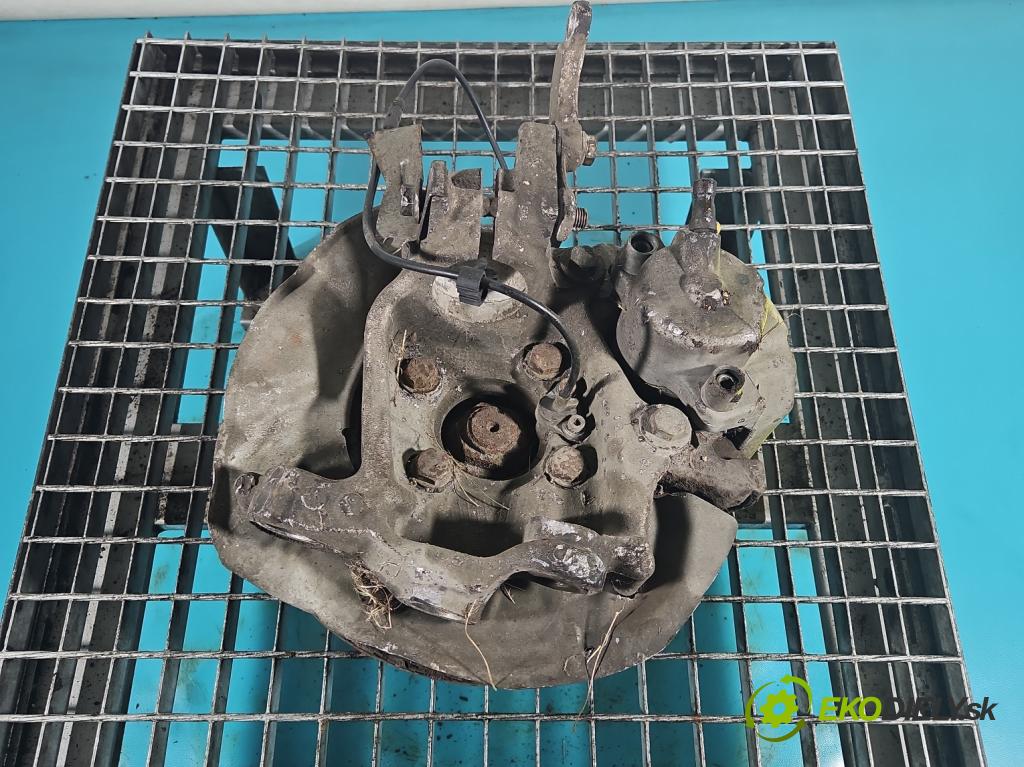 Bmw 5 E39 1996-2003 2.8 R6 193 HP manual 142 kW 2793 cm3 4- náboj pravé  (Náboje)