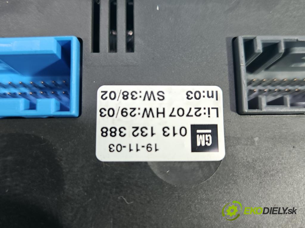 Opel Meriva A 2002-2010 1.7 cdti 101 HP manual 74 kW 1686 cm3 5- panel kúrenia 013132388