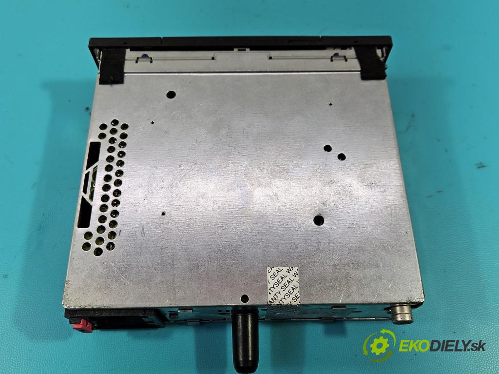 Vw Passat B5 1995-2005 1.8 T 150 HP manual 110 kW 1781 cm3 5- Radio originál 1J0035186E