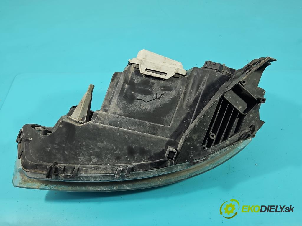 Opel Corsa C 2000-2006 1.2 16V 80 HP manual 59 kW 1229 cm3 5- Reflektor: pravý 13237262 (Pravé)