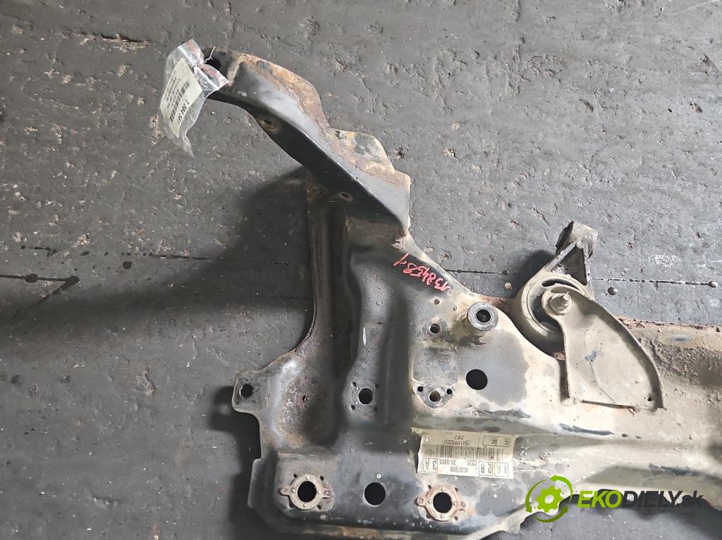 Ford Focus Mk1 1998-2004 1.8 tdci 101 hp manual 74 kW 1753 cm3 5- výztuha motoru