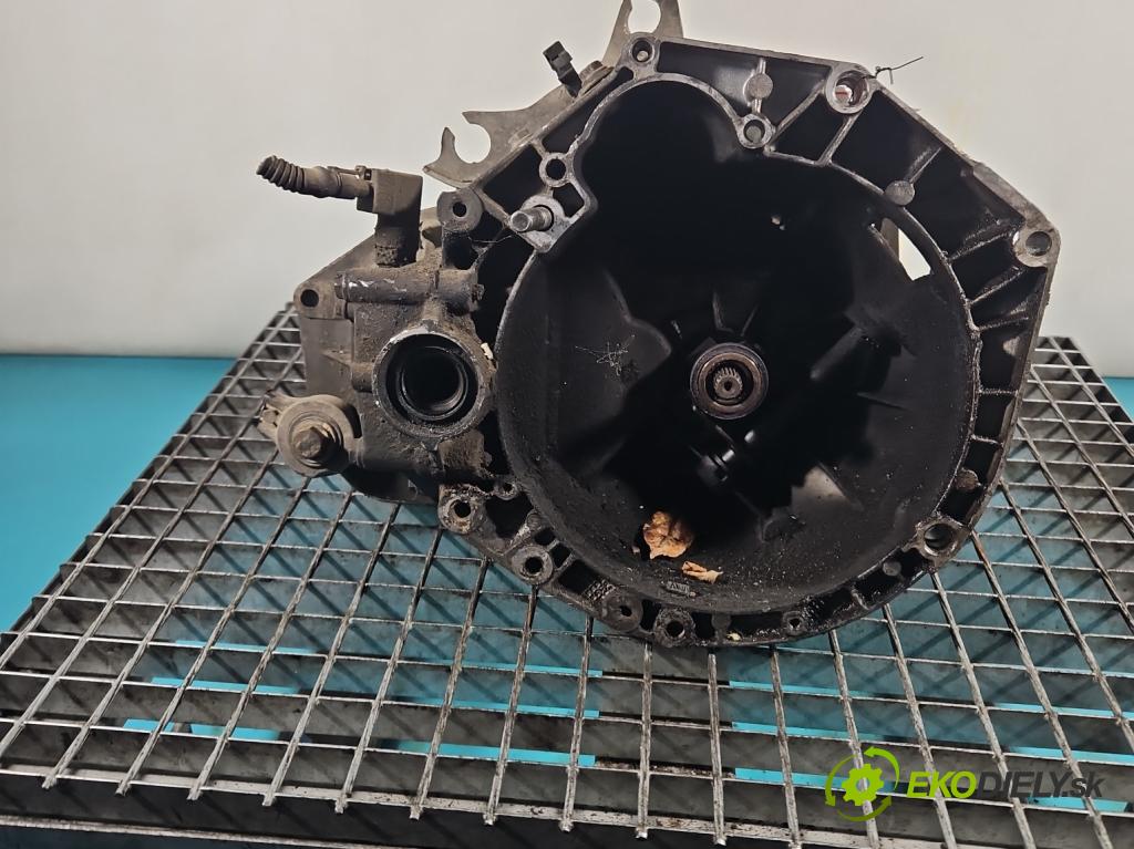 Fiat Punto II 1999-2010 1.2 60 HP manual 44 kW 1242 cm3 3- prevodovka stupeň,rýchlosť manual