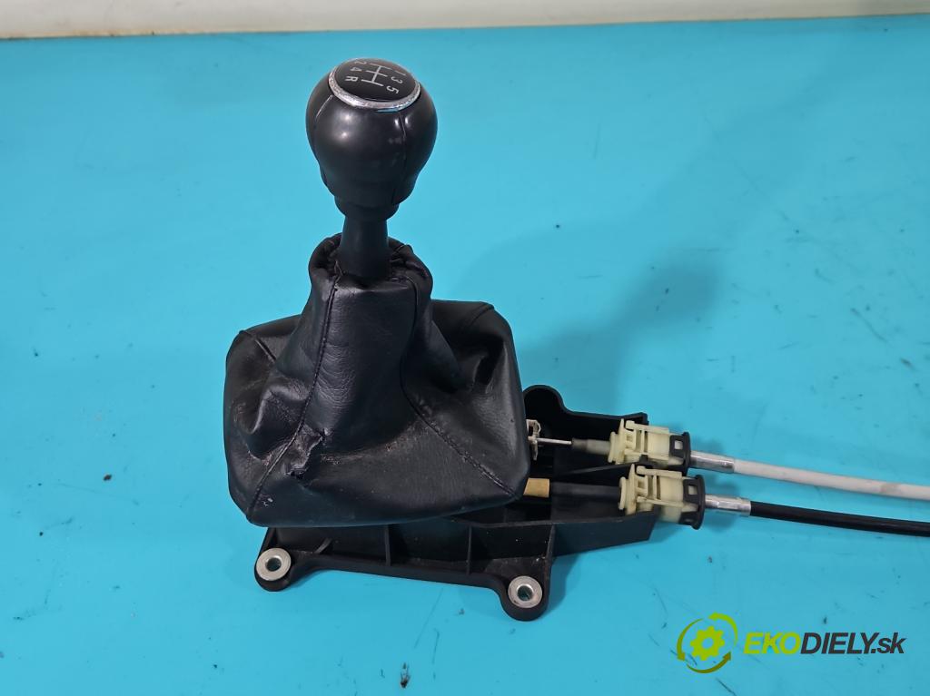 Opel Meriva A 2002-2010 1.7 cdti 101 HP manual 74 kW 1686 cm3 5- Páka: Změny: stupeň,rýchlosť 55353676 (Rýchlostné páky / kulisy)