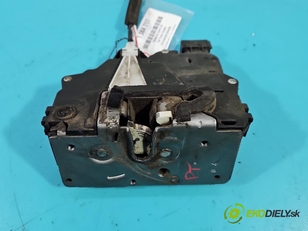 Fiat Punto Grande 1.2 65 hp manual 48 kW 1242 cm3 5- zámek zadní pravý 51797570