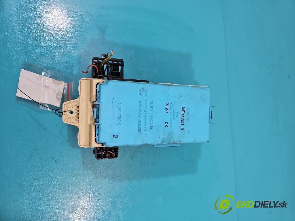 Mitsubishi Pajero Pinin 1998-2007 1.8 16V 114 hp manual 84 kW 1834 cm3 3- skříňka pojistková MR445951B (Pojistkové skříňky)