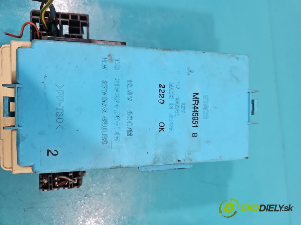 Mitsubishi Pajero Pinin 1998-2007 1.8 16V 114 hp manual 84 kW 1834 cm3 3- skříňka pojistková MR445951B (Pojistkové skříňky)