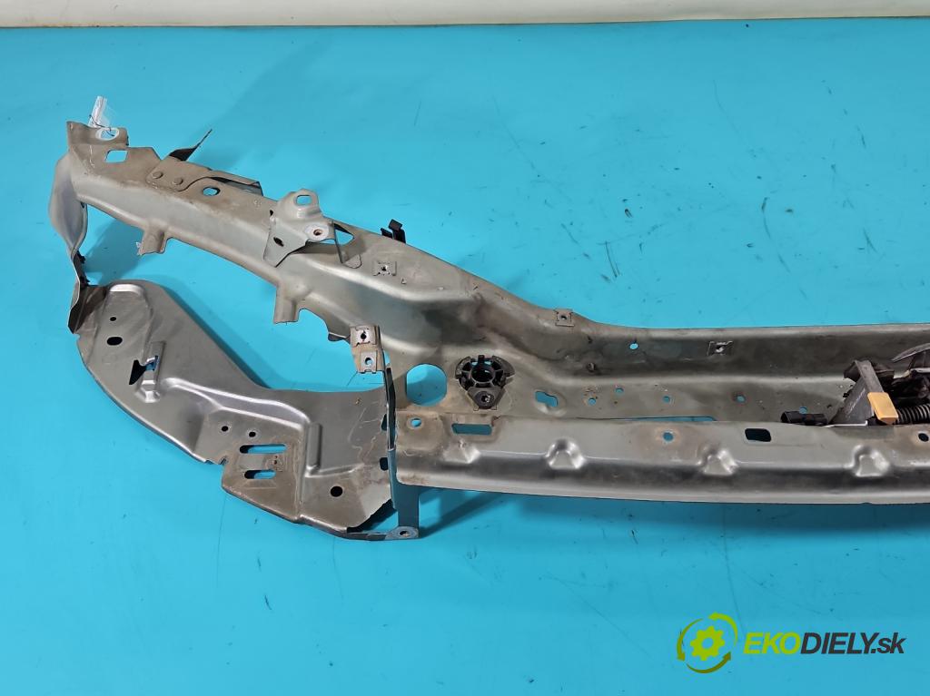 Volvo S40 II 2004-2012 1.8 16V 125 hp manual 92 kW 1798 cm3 4- stěna přední  (Výztuhy přední)