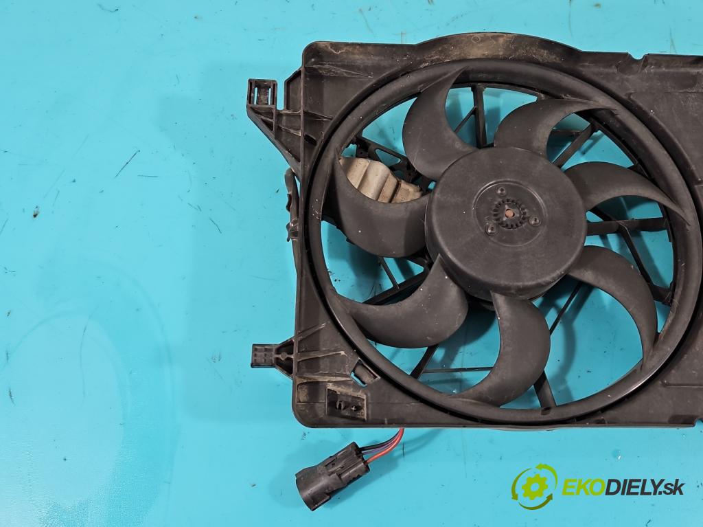 Volvo S40 II 2004-2012 1.8 16V 125 HP manual 92 kW 1798 cm3 4- Ventilátor chladiča 1137328148