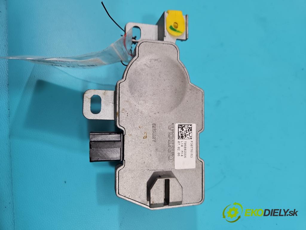 Volvo S40 II 2004-2012 1.8 16V 125 HP manual 92 kW 1798 cm3 4- Blokáda: řízení: P30776153 (Ostatné)