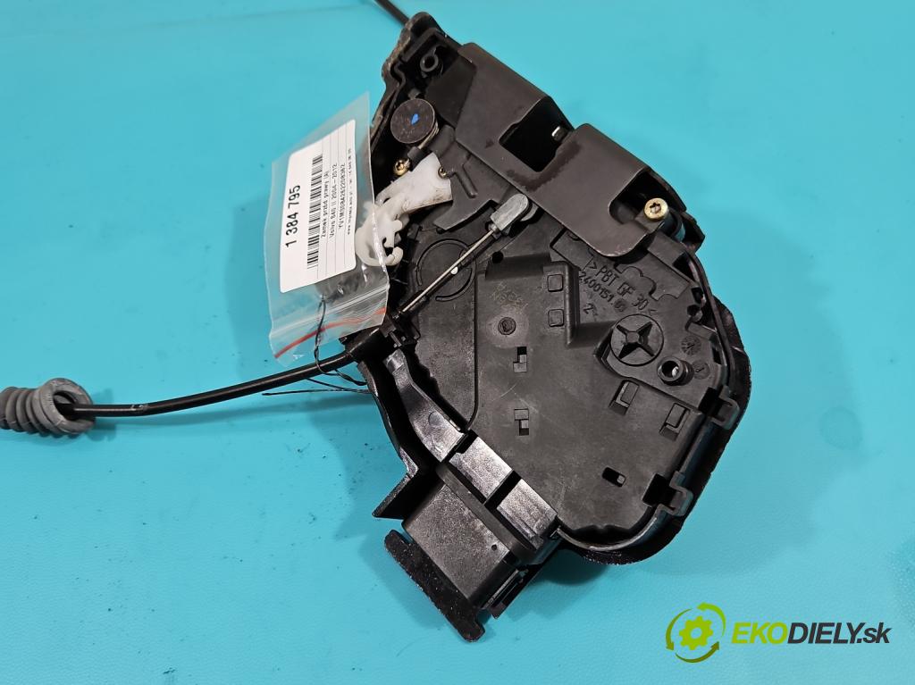 Volvo S40 II 2004-2012 1.8 16V 125 hp manual 92 kW 1798 cm3 4- zámek přední pravý 240015103