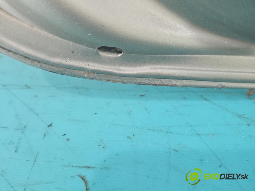 Volvo S40 II 2004-2012 1.8 16V 125 hp manual 92 kW 1798 cm3 4- zadní kufrové dveře  (Zadní kapoty)