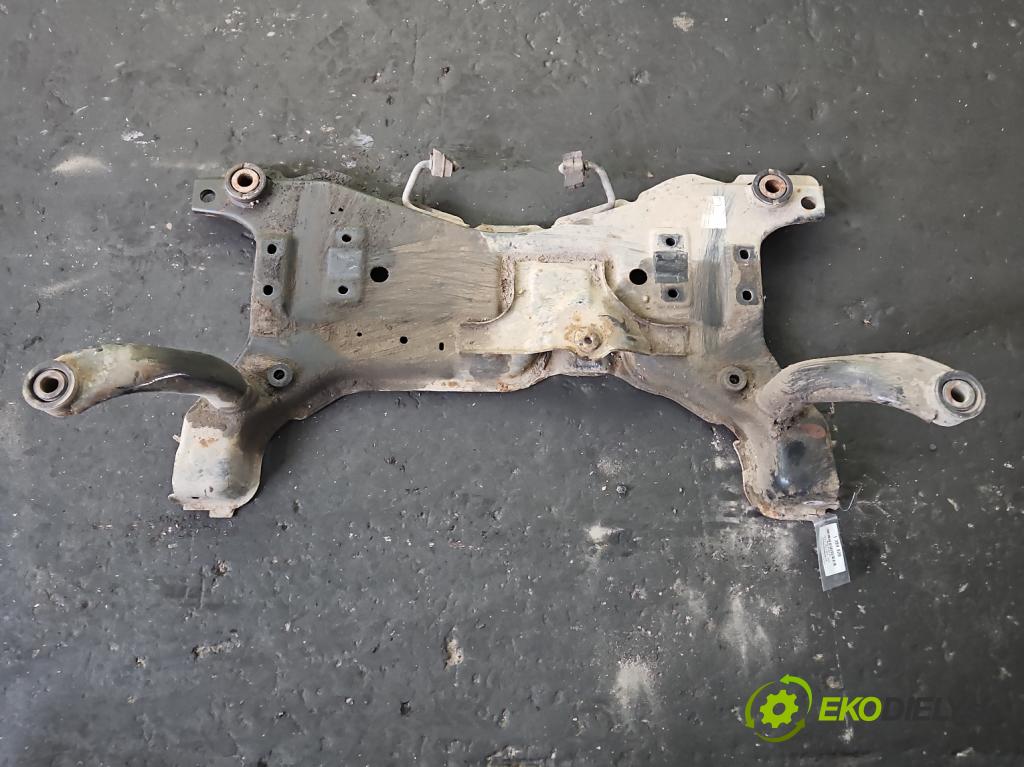 Ford C-Max I 2003-2010 1.6 tdci 109 hp manual 80 kW 1560 cm3 5- výztuha motoru 