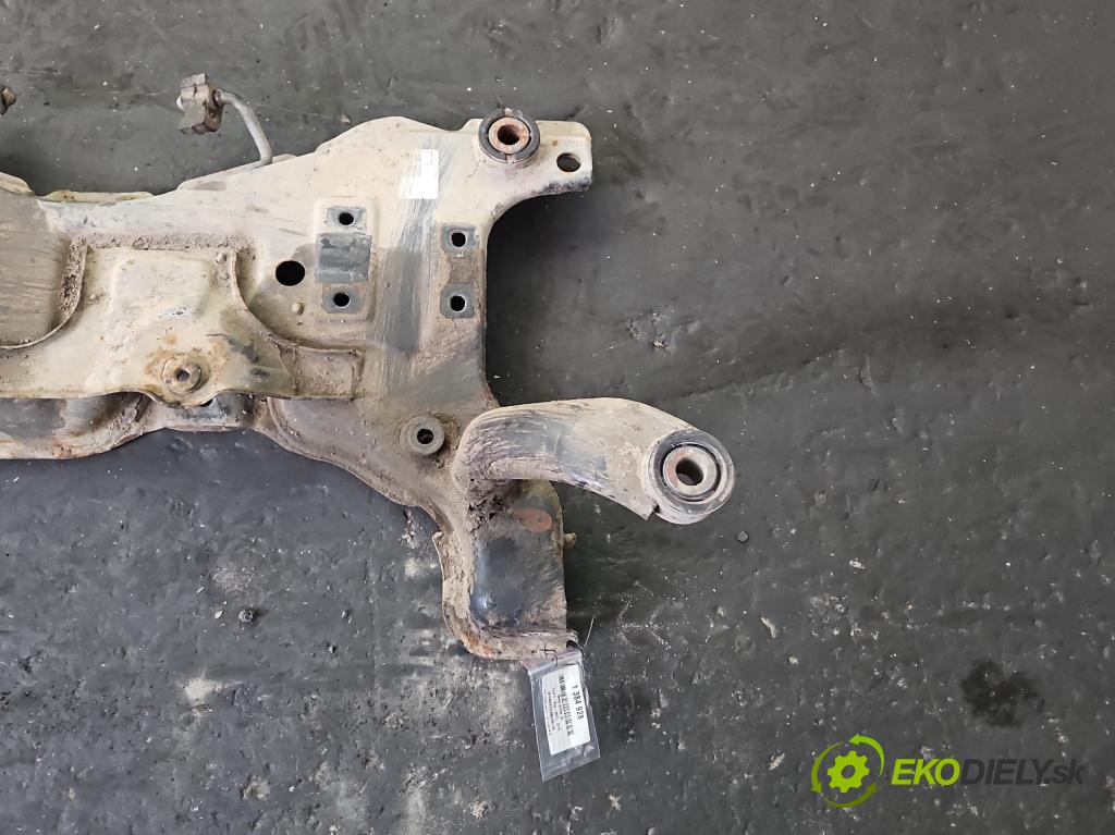 Ford C-Max I 2003-2010 1.6 tdci 109 hp manual 80 kW 1560 cm3 5- výztuha motoru