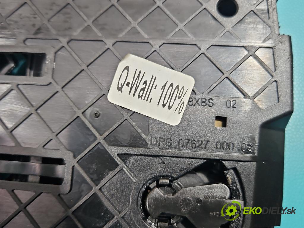 Peugeot 508 2010-2018 2.0 hdi 136 HP manual 100 kW 1997 cm3 4- Rukojeť: na nápoje: 9688798502 (Úchyty, držiaky na nápoje)