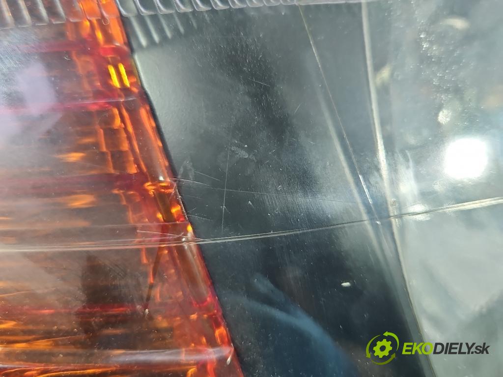 Mitsubishi Pajero Pinin 1998-2007 1.8 16V 114 HP manual 84 kW 1834 cm3 3- Reflektor: pravý  (Pravé)