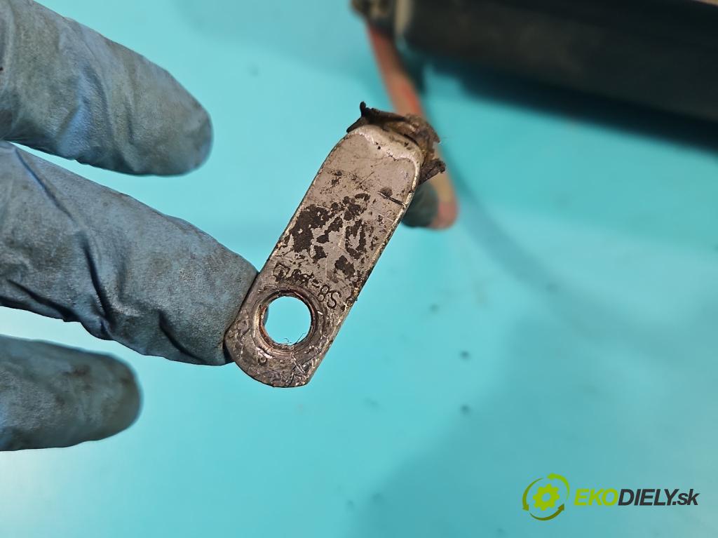 Opel Vectra C 2002-2008 1.9 cdti (Z19DT) 120 hp manual 88 kW 1910 cm3 4- skříňka pojistková 13240247 (Pojistkové skříňky)