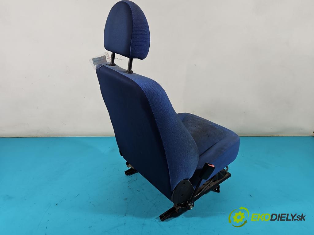 Fiat Doblo I 2001-2010 1.6 16V 103 HP manual 76 kW 1596 cm3 5- Sedačka ľavý  (Sedačky, sedadlá)