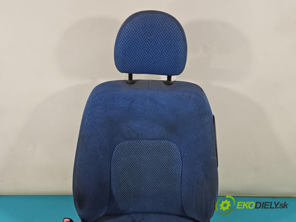 Fiat Doblo I 2001-2010 1.6 16V 103 HP manual 76 kW 1596 cm3 5- Sedačka ľavý  (Sedačky, sedadlá)
