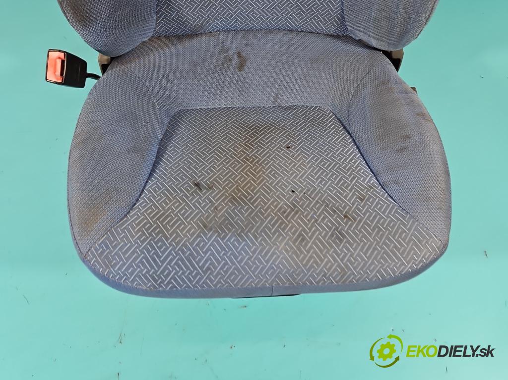 Fiat Doblo I 2001-2010 1.6 16V 103 HP manual 76 kW 1596 cm3 5- Sedačka ľavý  (Sedačky, sedadlá)
