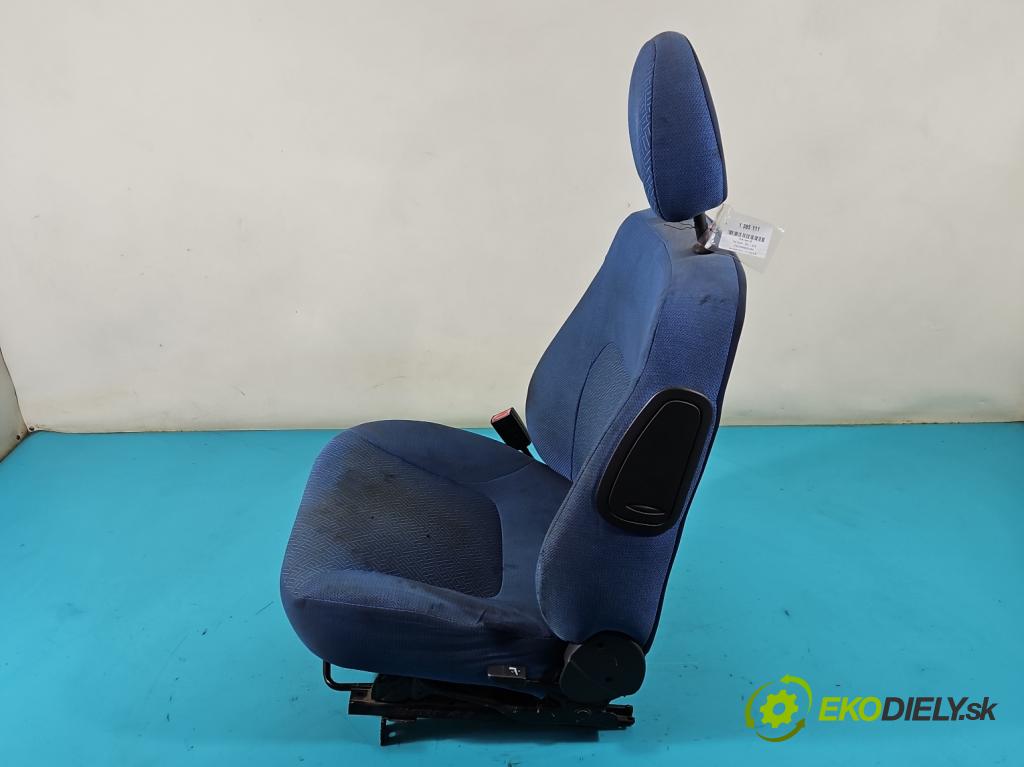 Fiat Doblo I 2001-2010 1.6 16V 103 HP manual 76 kW 1596 cm3 5- Sedačka ľavý  (Sedačky, sedadlá)