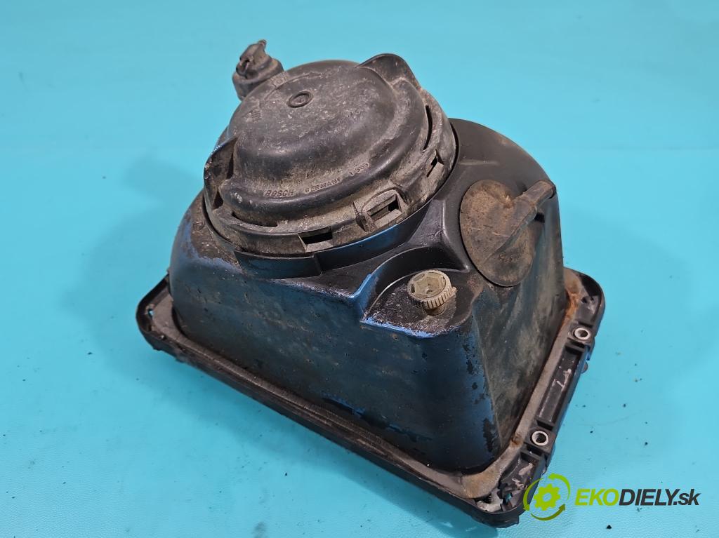 Mercedes KACZKA T1 W601 2.35d 88 HP manual 65 kW 2350 cm3 5- Reflektor: pravý  (Pravé)