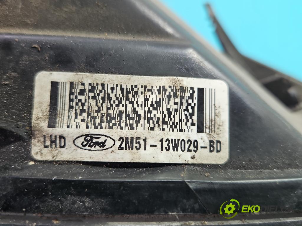 Ford Focus Mk1 1998-2004 1.6 16V 101 HP manual 74 kW 1596 cm3 5- Reflektor: pravý  (Pravé)