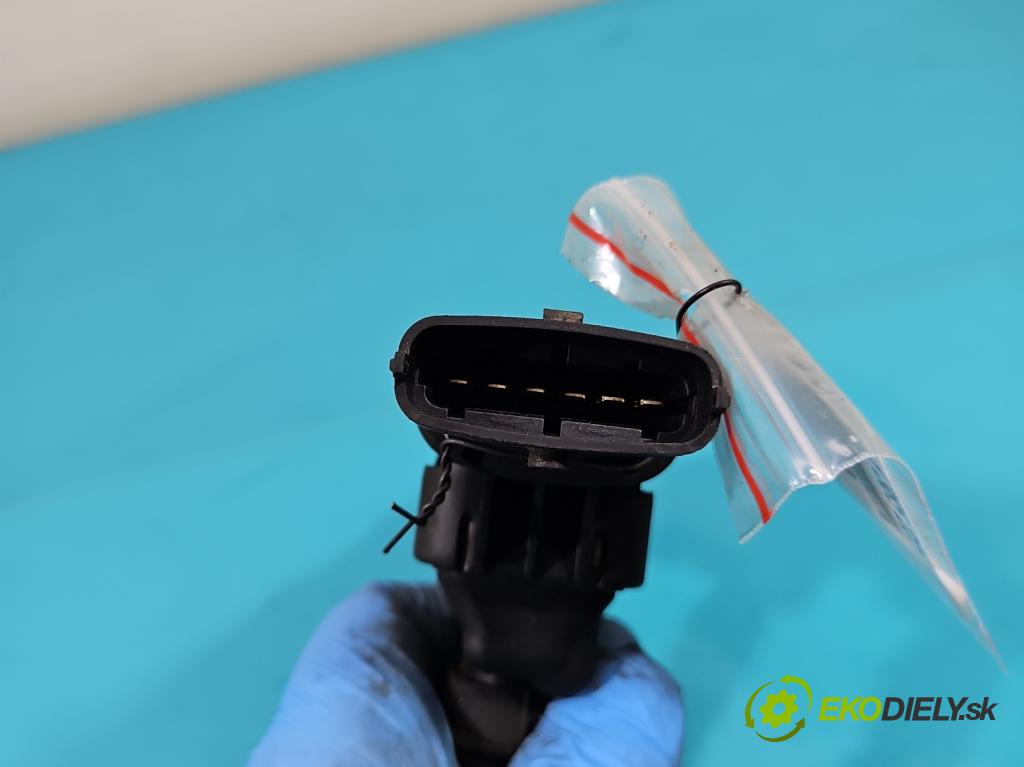 Opel Corsa C 2000-2006 1.2 16V 75 HP manual 55 kW 1199 cm3 5- cievka zapaľovacia 0221503015 (Zapaľovacie cievky, moduly)