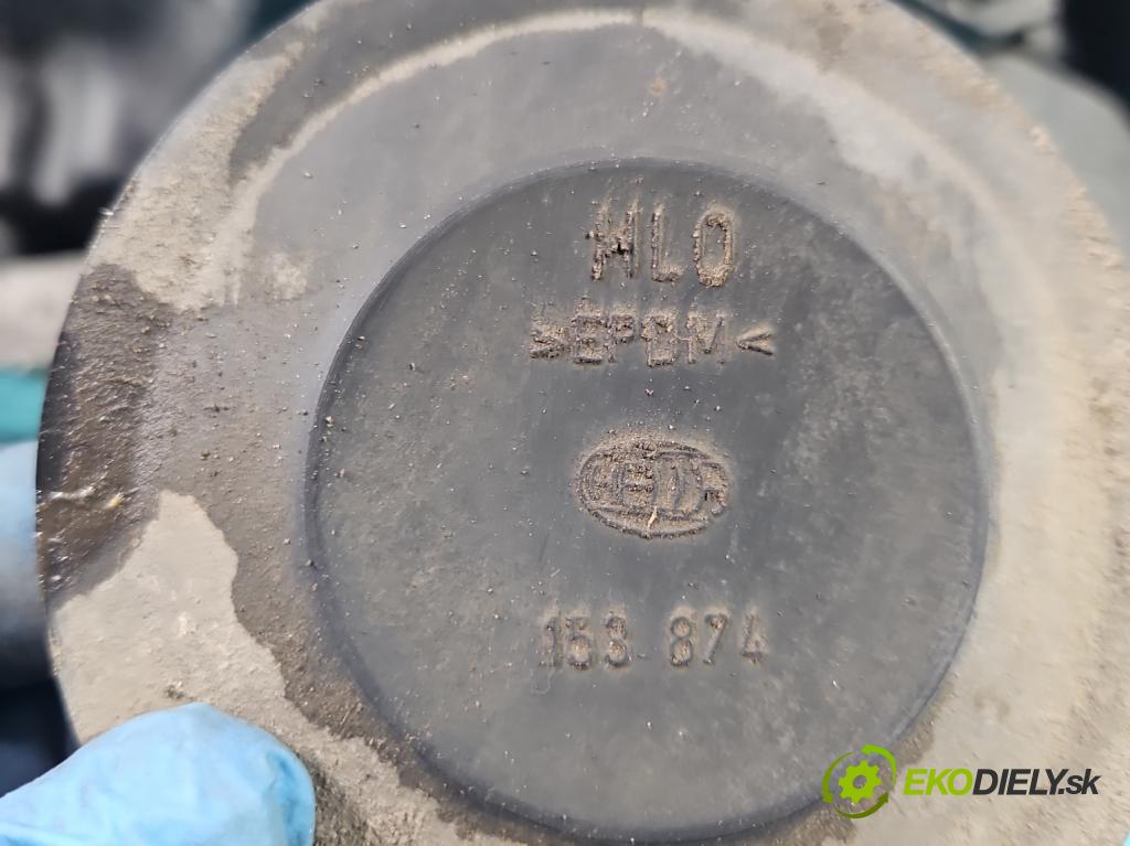 Opel Astra III 2004-2014 1.7 cdti 101 HP manual 74 kW 1686 cm3 5- Reflektor: pravý  (Pravé)