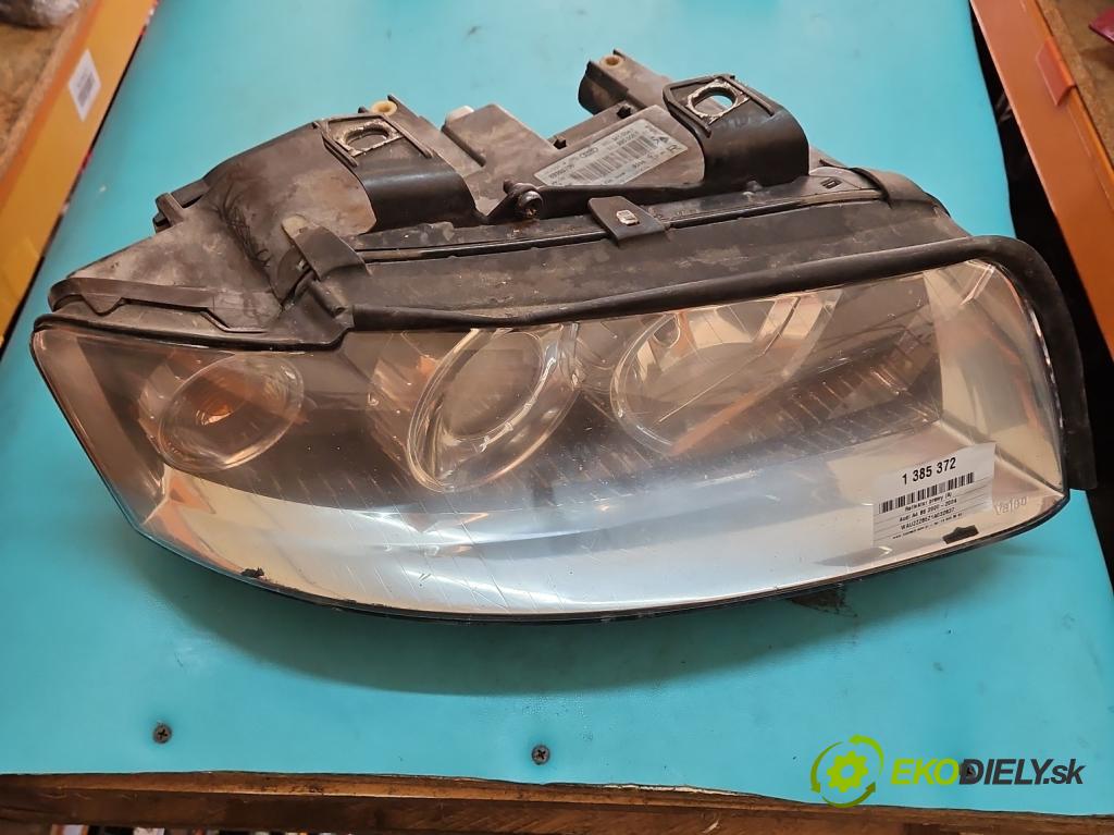 Audi A4 B6 2000-2004 2.0 20V 131 HP automatic 96 kW 1984 cm3 4- Reflektor: pravý 8E0941004F (Pravé)