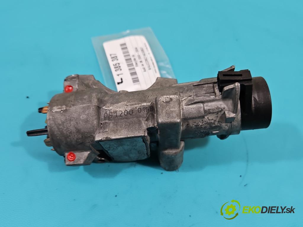 Audi A4 B6 2000-2004 2.0 20V 131 HP automatic 96 kW 1984 cm3 4- Spínačka 4B0905851B (Spínacie skrinky a kľúče)