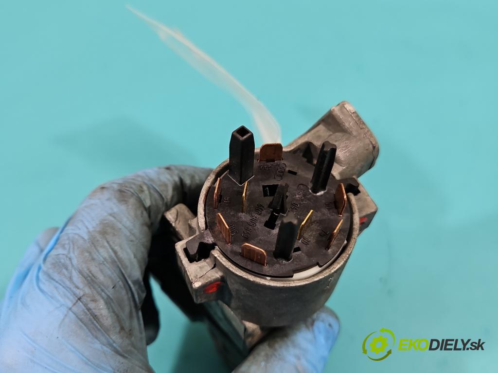 Audi A4 B6 2000-2004 2.0 20V 131 HP automatic 96 kW 1984 cm3 4- Spínačka 4B0905851B (Spínacie skrinky a kľúče)