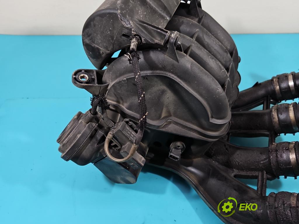 Audi A4 B6 2000-2004 2.0 20V 131 HP automatic 96 kW 1984 cm3 4- zvod nasávací 06B133216G (Sacie potrubia)