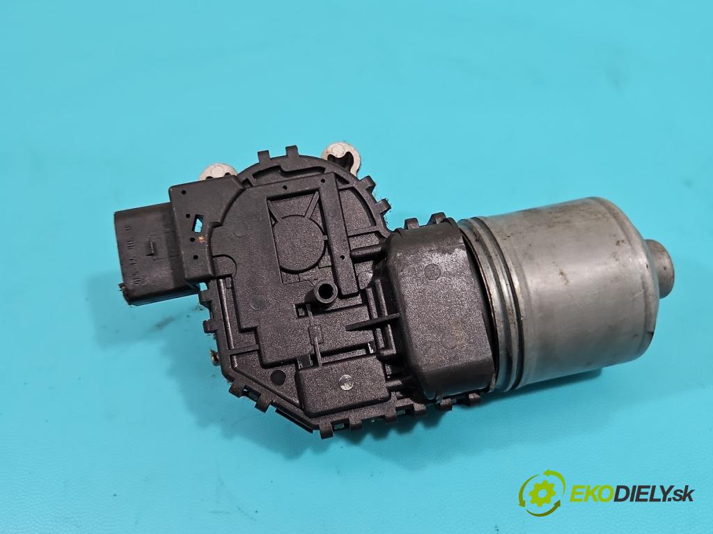 Audi A4 B6 2000-2004 2.0 20V 131 hp automatic 96 kW 1984 cm3 4- motor stěračů přední 0390241509