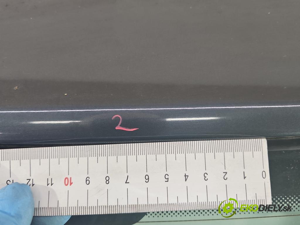 Vw Golf IV 1997-2003 1.6 SR (AKL) 101 hp manual 74 kW 1595 cm3 5- zadní kufrové dveře  (Zadní kapoty)