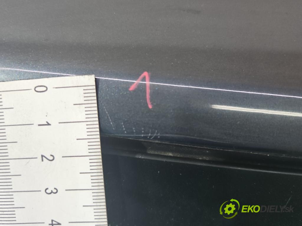 Vw Golf IV 1997-2003 1.6 SR (AKL) 101 hp manual 74 kW 1595 cm3 5- zadní kufrové dveře  (Zadní kapoty)