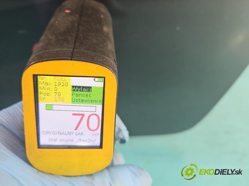 Vw Golf IV 1997-2003 1.6 SR (AKL) 101 hp manual 74 kW 1595 cm3 5- zadní kufrové dveře  (Zadní kapoty)