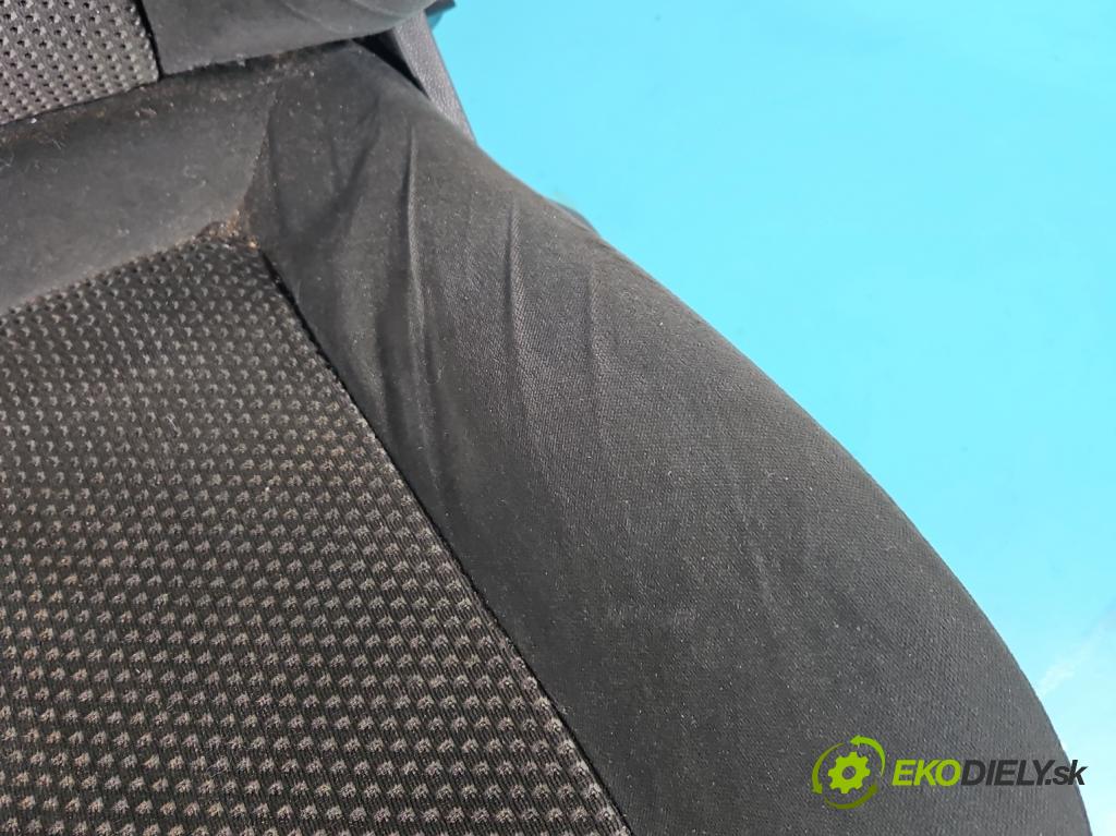 Opel Astra III 2004-2014 1.7 cdti 101 HP manual 74 kW 1686 cm3 5- Sedačka ľavý  (Sedačky, sedadlá)