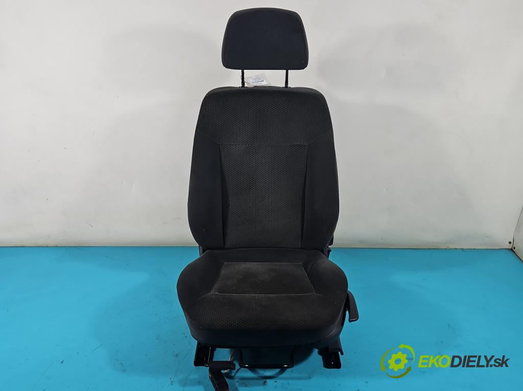 Opel Astra III 2004-2014 1.7 cdti 101 HP manual 74 kW 1686 cm3 5- Sedačka ľavý  (Sedačky, sedadlá)