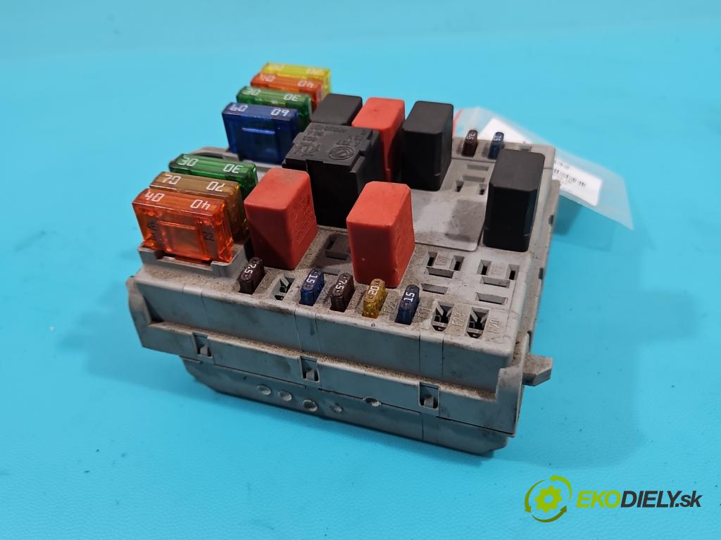 Fiat Doblo I 2001-2010 1.6 16V 103 hp manual 76 kW 1596 cm3 5- skříňka pojistková 51756262 (Pojistkové skříňky)