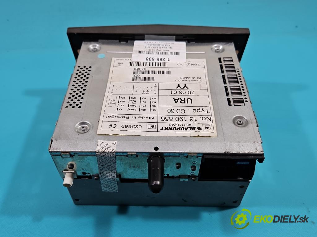 Opel Astra III 2004-2014 1.7 cdti 101 HP manual 74 kW 1686 cm3 5- Radio originál 13190856