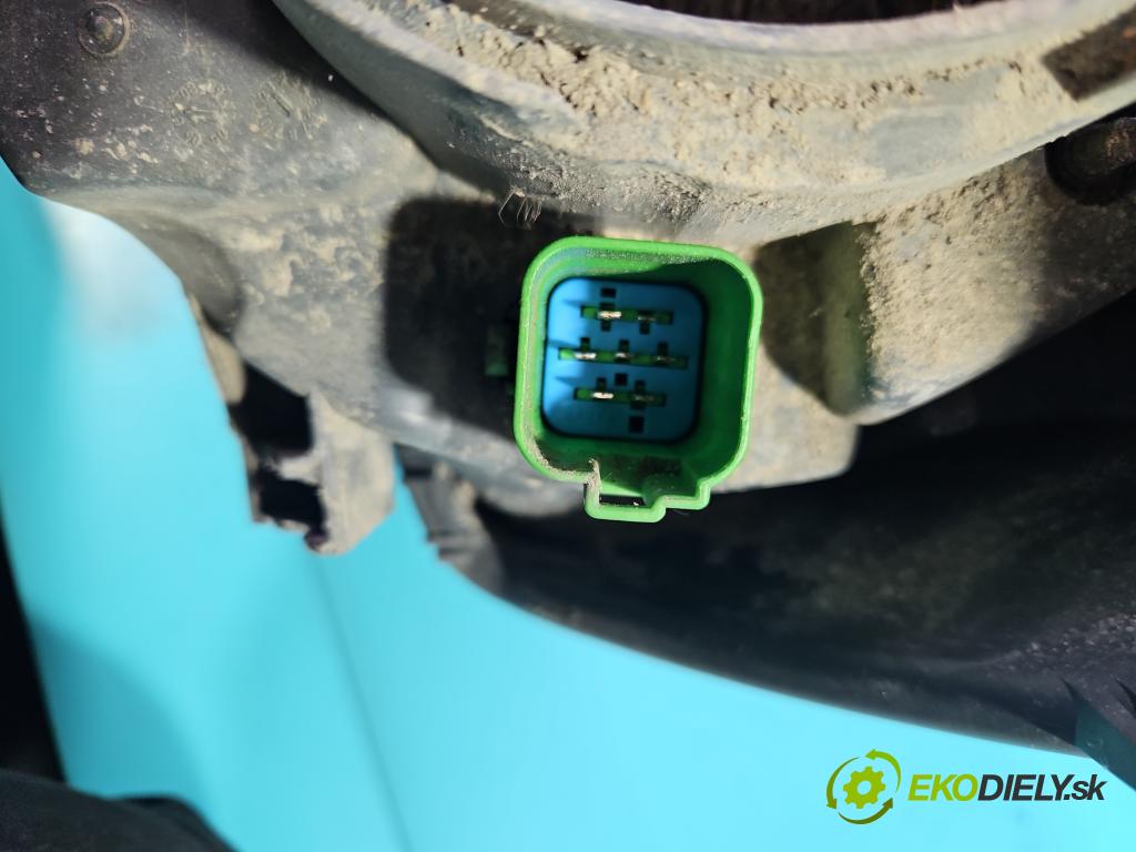 Ford Fiesta Mk6 2002-2008 1.3 60 HP manual 44 kW 1299 cm3 5- Reflektor: pravý 0301224302 (Pravé)