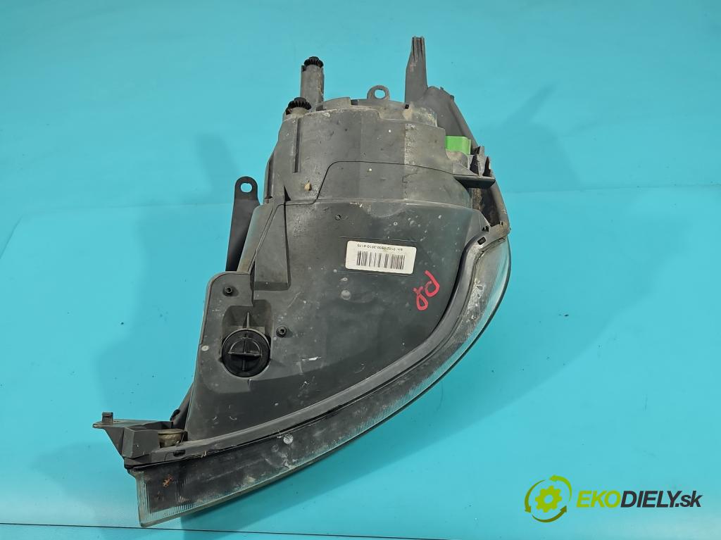 Ford Fiesta Mk6 2002-2008 1.3 60 HP manual 44 kW 1299 cm3 5- Reflektor: pravý 0301224302 (Pravé)