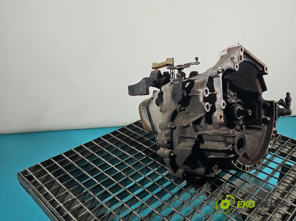 Citroen C4 I 2004-2011 1.6 16V 109 HP manual 80 kW 1587 cm3 5- prevodovka stupeň,rýchlosť manual 