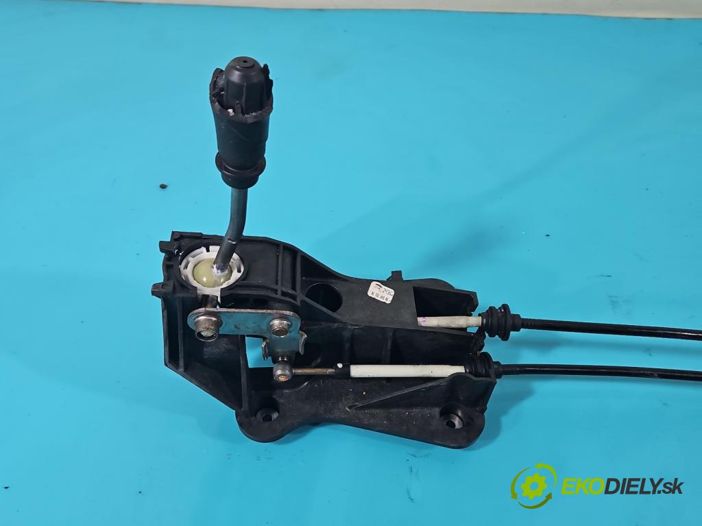 Citroen C4 I 2004-2011 1.6 16V 109 HP manual 80 kW 1587 cm3 5- Páka: Změny: stupeň,rýchlosť 9655245980 (Rýchlostné páky / kulisy)