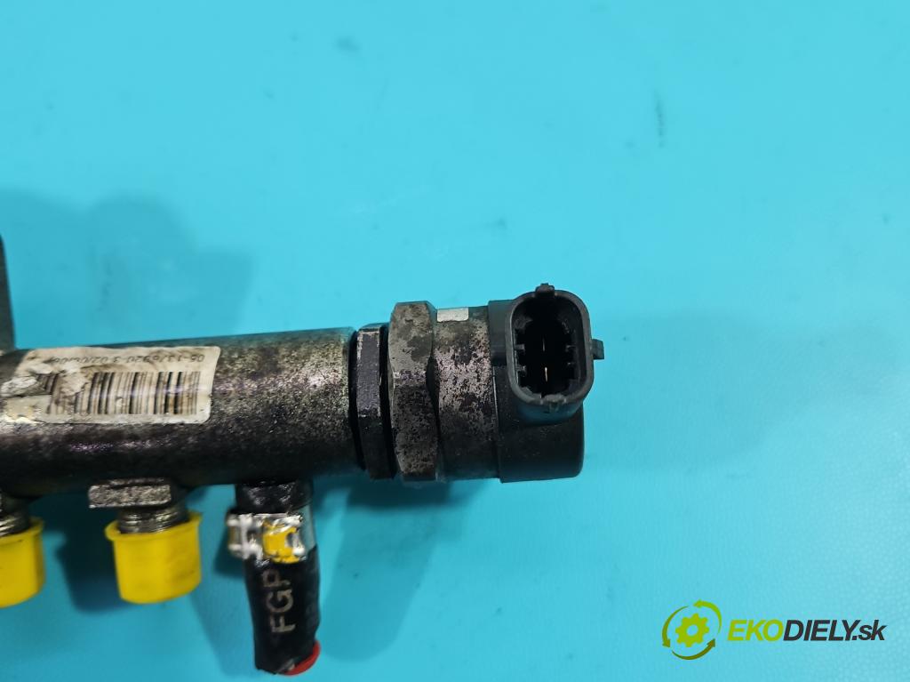 Opel Combo C 2001-2011 1,3.0 cdti 75 HP manual 55 kW 1248 cm3 5- lišta vstrekovacia 0445214086 (Vstrekovacie lišty)