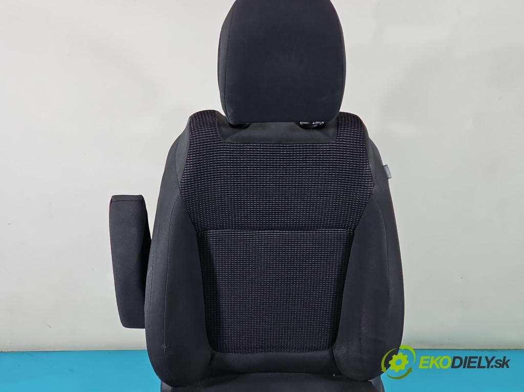 Peugeot 5008 I 2009-2017 2.0 hdi 163 HP automatic 120 kW 1997 cm3 5- Sedačka ľavý  (Sedačky, sedadlá)