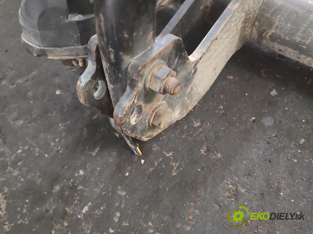 Opel Zafira A 1999-2005 1.8 16v 116 hp manual 85 kW 1796 cm3 5- oko tažné  (Tažná zařízení)