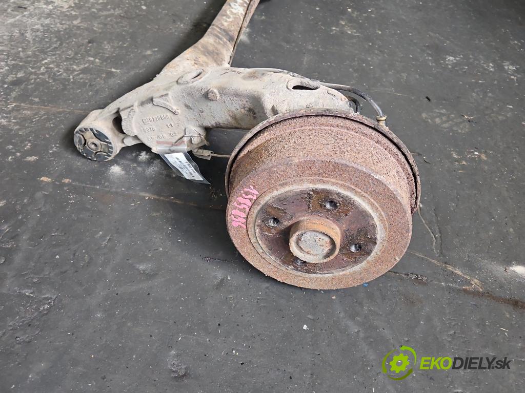 Opel Corsa C 2000-2006 1.7 dti 75 hp manual 55 kW 1686 cm3 5- zadní výztuha  (Výztuhy zadní)