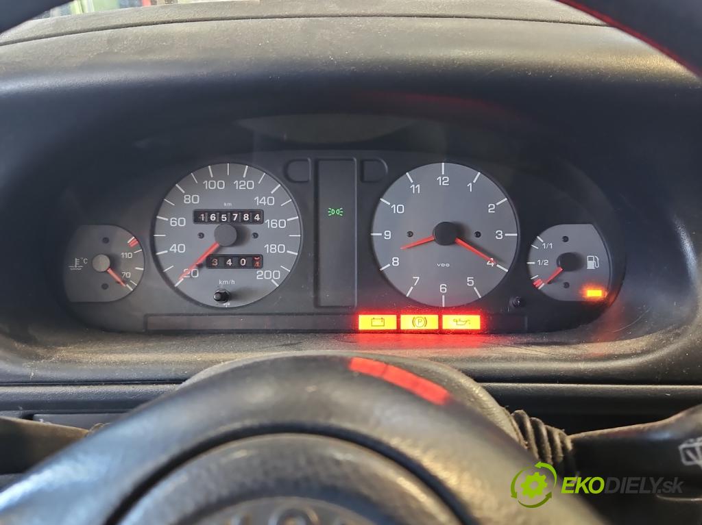 Skoda Felicia 1.3 mpi 54 hp manual 40 kW 1289 cm3 5- Přístrojová deska 443431113820 (Přístrojové desky, displeje)